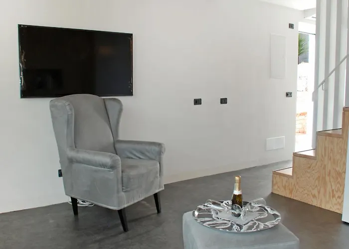 Rossella By Interhome Feriehus Minusio