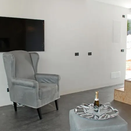 Rossella By Interhome Vakantiehuis Minusio